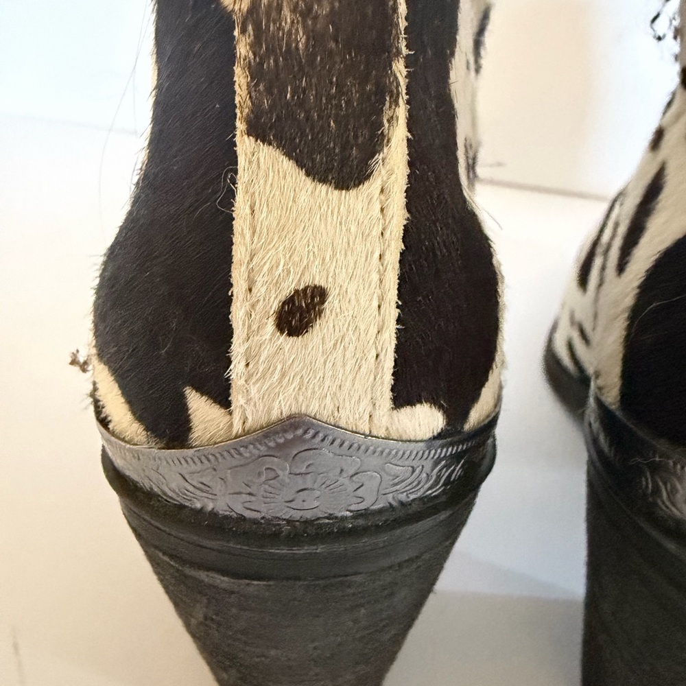 Cow Print Ankle Boots - Black & White Women’s Chelsea Boot - Picture 4 of 5